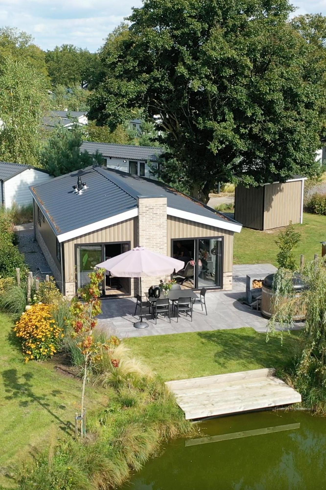 Wellness Chalet Veluwemeer Бидингхаузен Екстериор снимка